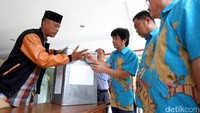 Kotak suara disegel.