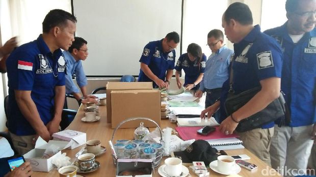 Polda Banten Geledah Kantor Bapelkes Krakatau Steel