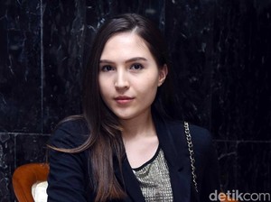Selamat! Olivia Jensen Lahirkan Bayi Perempuan
