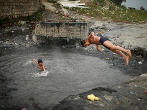 Warga Irak Hadapi Suhu Panas Melampaui 50 Derajat Celcius