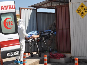 Periksa Sampel di Lokasi, Inggris Yakin Sarin Dipakai di Suriah