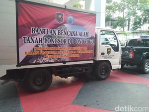 Kemendagri Kirim Bantuan untuk 178 KK Pengungsi Longsor Ponorogo