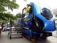 Prototipe Metro Kapsul Mejeng di Alun-alun Bandung