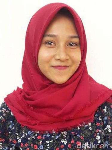 Foto Manisnya 6 Peserta Sunsilk Hijab Hunt Berbusana Motif Bunga