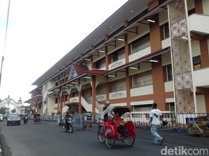 Saber Pungli Temukan Indikasi Jual Beli Lapak Pasar Klewer Solo