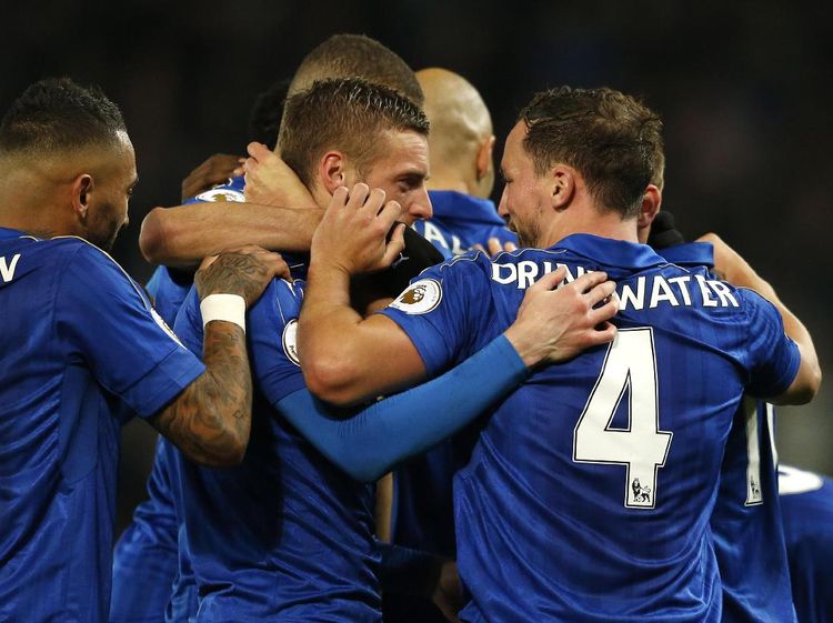 Leicester Benamkan Sunderland
