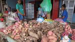 Blusukan di Pasar Atambua, Banyak Kejutan di Sana