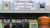 Inilah Pasar Rakyat Atambua. Bagi para penggemar traveling, pasar di suatu destinasi selalu menjadi tempat yang menarik untuk melihat interaksi keseharian warga (Fitraya/detikTravel)