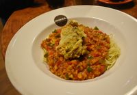 Moka Coffee Cabana: Gurih Renyah <i>Angle Hair</i> Topping Kepiting Soka