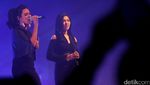 Kemeriahan Showcase Raisa & Isyana