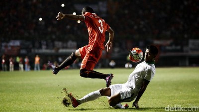 Skor Kacamata di Laga Timnas U-22 Melawan Persija