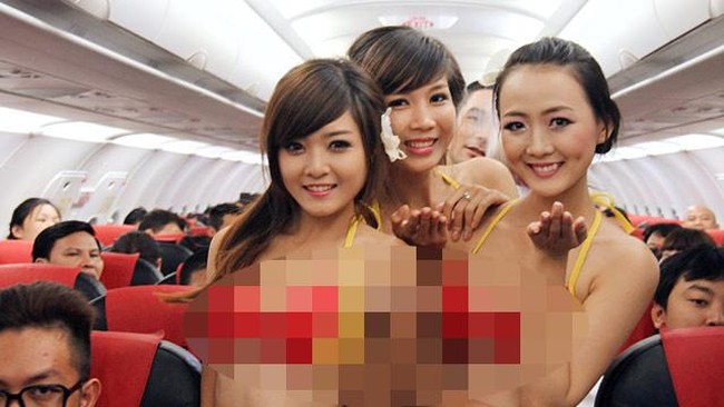 Terbang ke RI, Pramugari VietJet Dilarang Pakai BIkini