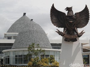 Melihat Atambua Lebih Dekat, Menyusuri Belu Lebih Jauh