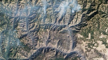 Komplek Grizzly Bear di timur laut Oregon dan tenggara Washington pasca kebakaran. Foto: NASA