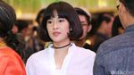  Ayu Tenan, Dian Sastrowardoyo dengan Kebaya Putih