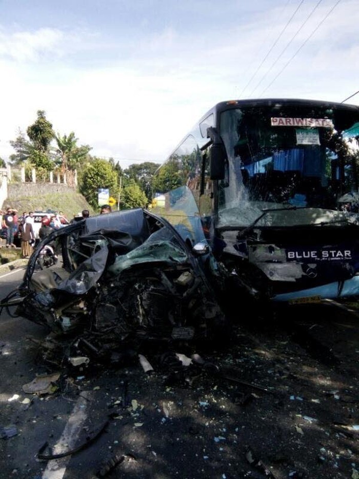 Tabrakan Beruntun di Puncak Bogor, Satu Orang Tewas