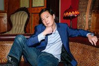 7 Seleb Jenius yang Pernah Jadi Dokter, Peneliti, Hingga Punya IQ Tinggi