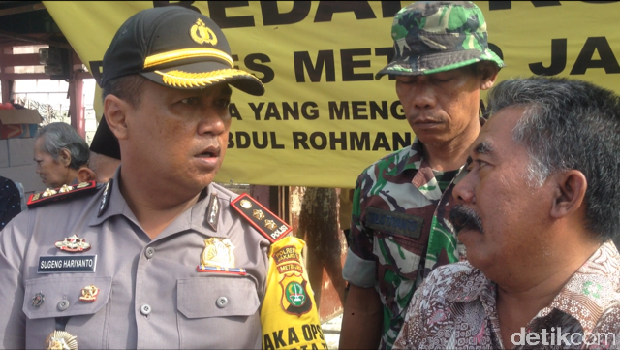 Polisi Bedah Rumah Korban Kebakaran di Jatinegara
