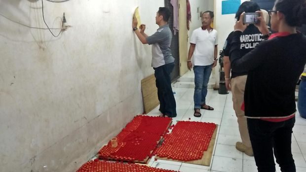 Barang bukti yang diamankan polisi.