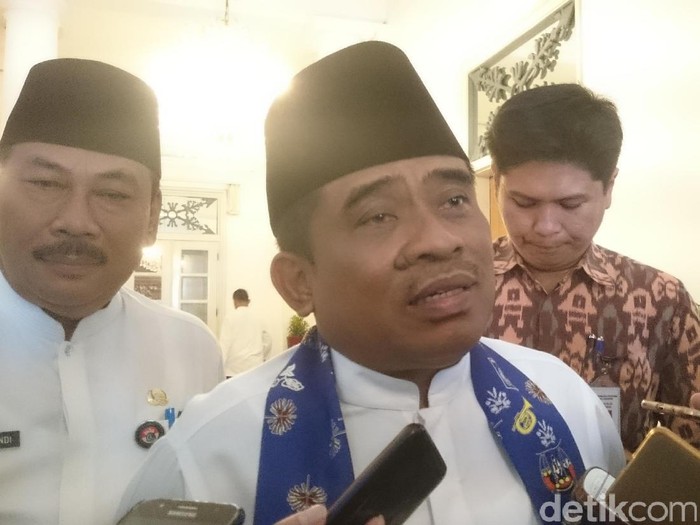 Dirjen Otda: Normalnya Djarot Dilantik 2 Minggu Setelah Surat Masuk