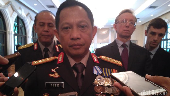 Kapolri: Karangan Bunga Membuat Kami Lebih Berkomitmen