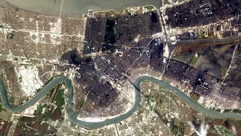 Sepekan setelah badai Katrina yang menghempas New Orlando. Foto: NASA
