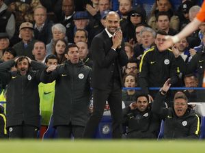Gerrard Nilai Guardiola Telat Mainkan Sterling