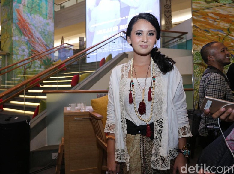 Sosok Kartini Masa Kini di Mata Ayushita Sosok Kartini Masa Kini di Mata Ayushita