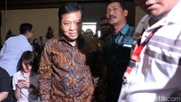 Delapan orang saksi dihadirkan jaksa penuntut umum di lanjutan sidang perkara korupsi e-KTP, termasuk Ketua DPR Setya Novanto.