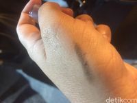 Maybelline Rilis Pensil Alis Krayon untuk Hasil Tebal dan Natural