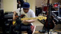 Untuk para Nidjiholic (sebutan fans Nidji) yang ingin menyaksikan penampilannya bisa datang berkunjung ke kantor detikcom di kawasan Warung Buncit. (Dok. Nidji)