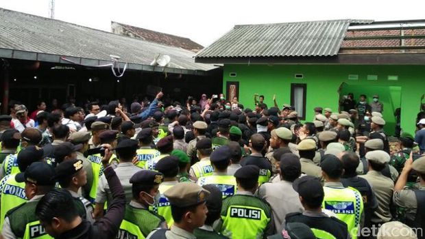 Pembongkaran Pasar Merjosari Diwarnai Perlawanan dari Pedagang