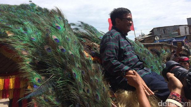 Djarot saat menghadiri silaturahmi warga Ponorogo, Jawa Timur di Pulo Gadung