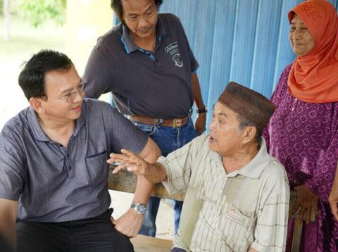 Ahok Pulang Kampung ke Belitung, Sempatkan Ziarah ke Makam Ayah
