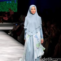 Koleksi Brand Si.Se.Sa yang mengusung tema PopNimes di Muslim Fashion Festival 2017. Jakarta Convention Center. Senayan. jakarta. [Foto: Mohammad Abduh/Wolipop]