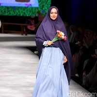 Koleksi Brand Si.Se.Sa yang mengusung tema PopNimes di Muslim Fashion Festival 2017. Jakarta Convention Center. Senayan. jakarta. [Foto: Mohammad Abduh/Wolipop]