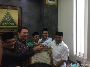 Ahok dan Djarot Silaturahmi dengan Pengurus GP Ansor