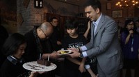 Danur berhak mendapatkan penghargaan tersebut atas peraihan sejuta penonton untuk film horor lokal dalam satu minggu penayangannya. Foto: dok. MD Pictures