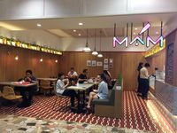 MAM: Di Sini Ada Burger Sehat dengan <i>Patty</i> Ayam Goreng Tepung yang Renyah