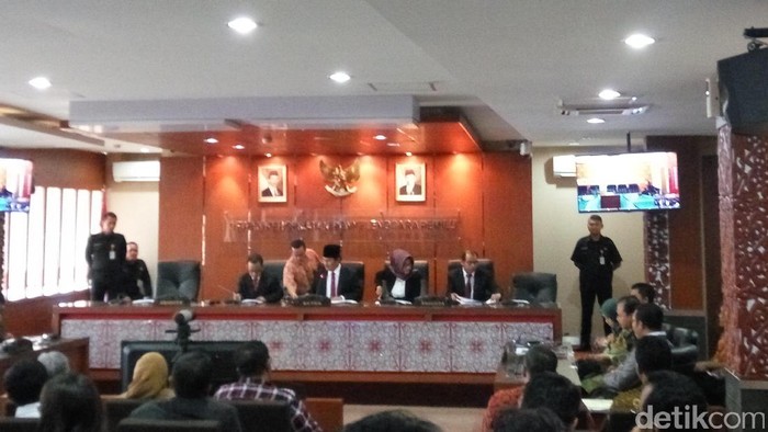 Langgar Kode Etik, Ketua KPU DKI Dapat Peringatan dari DKPP