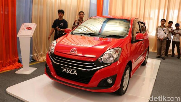 Daihatsu Ayla 1.0 L