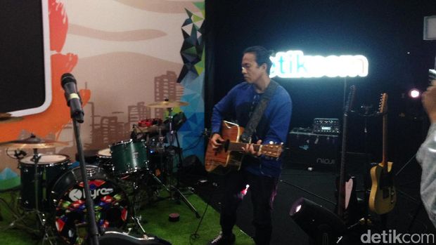 dHOT Music Nidji