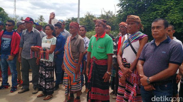 Kembalinya Pusaka dari RI ke Timor Leste Lewat Jembatan Air Mata