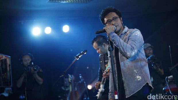 dHOT Music Nidji