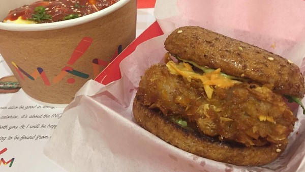 Mencicip Burger dan Korean Rice Bowl Sehat di MAM