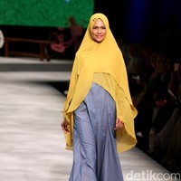 Koleksi Brand Si.Se.Sa yang mengusung tema PopNimes di Muslim Fashion Festival 2017. Jakarta Convention Center. Senayan. jakarta. [Foto: Mohammad Abduh/Wolipop]