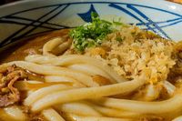 Mau yang Hangat Mengenyangkan? Yuk, Makan Udon Enak di Tempat Ini!