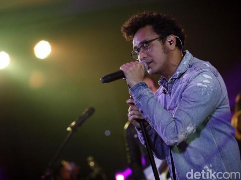 Nidji saat tampil di kantor detikcom.