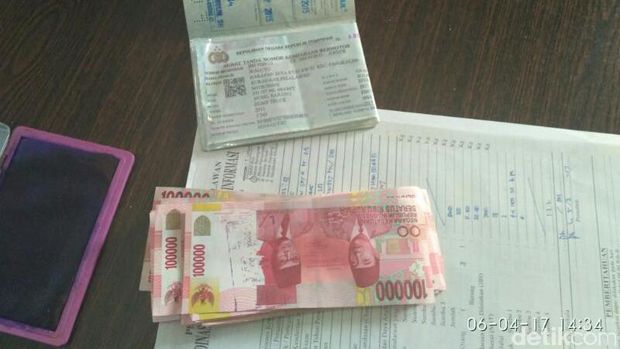 Tim Saber Pungli OTT Anggota Dishub Pelalawan di Riau