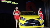Toyota Agya juga hadir dengan dua pilihan mesin yaitu mesin 1.200 cc dan 1.000 cc.